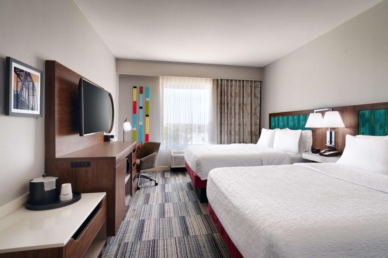 Hampton Inn & Suites Ft Worth-Burleson Exterior photo